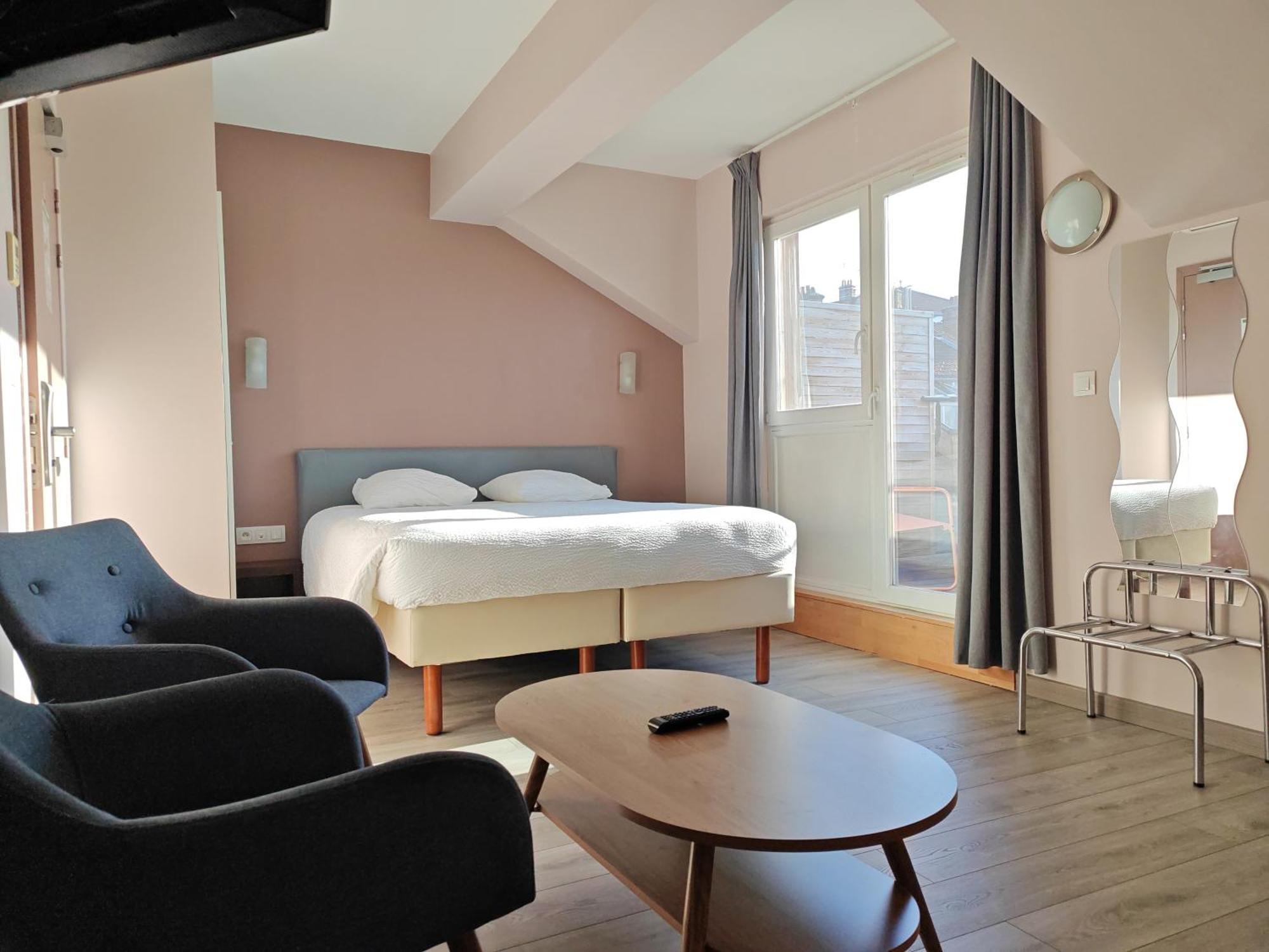 Urban Style, Hotel Le Cheval Noir, Saint-Etienne מראה חיצוני תמונה